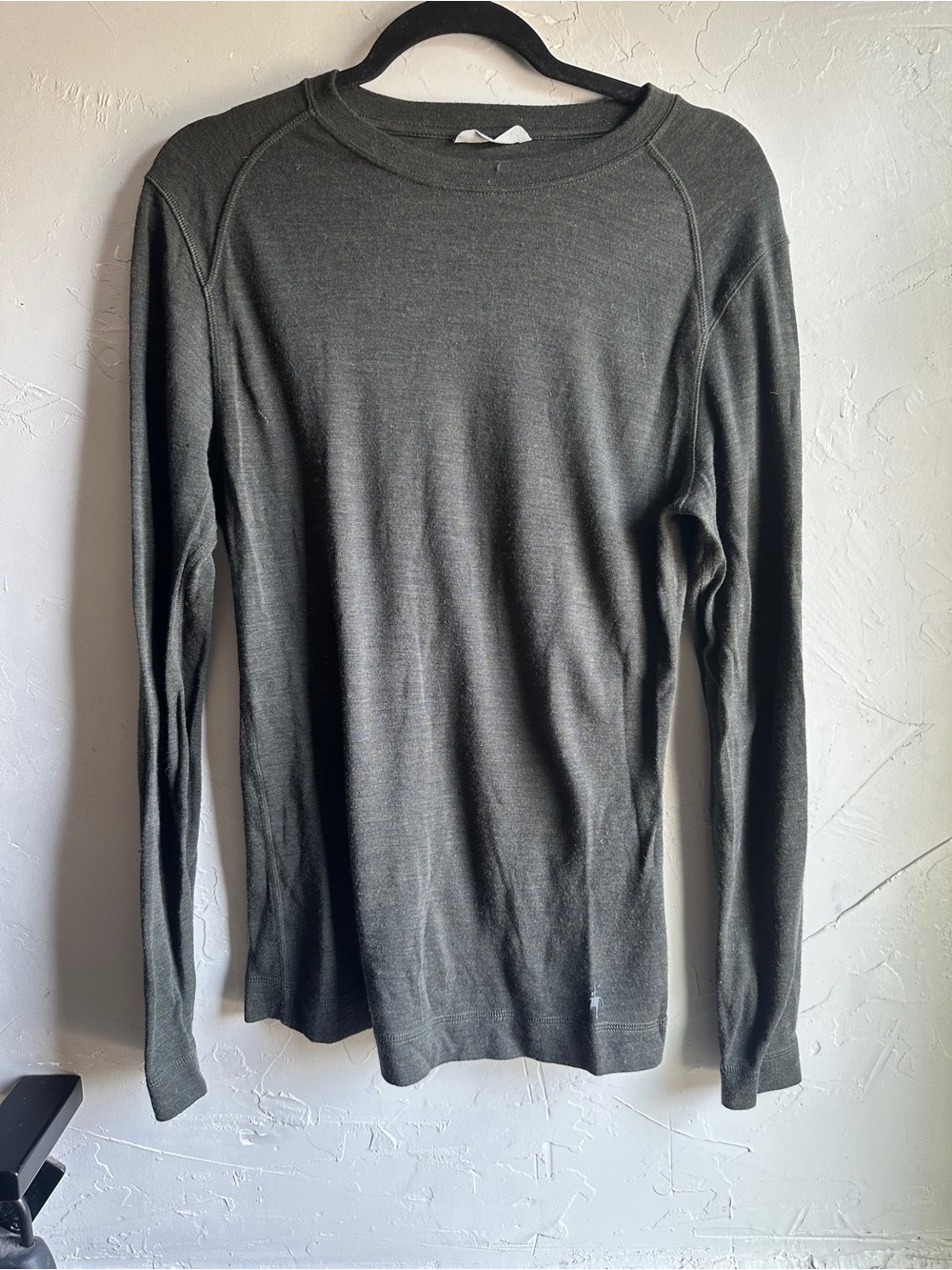Smartwool Mens 100% Merino Wool Base Layer Shirt M Olive Green Flawed Distressed